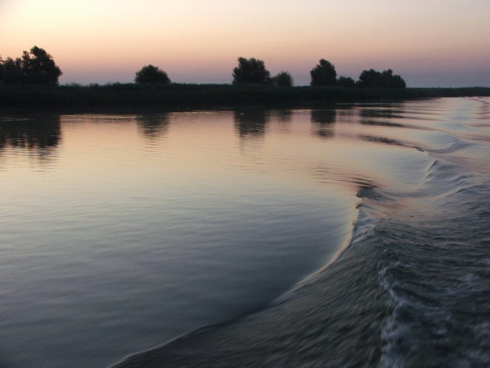 Bratul Sulina, dimineata